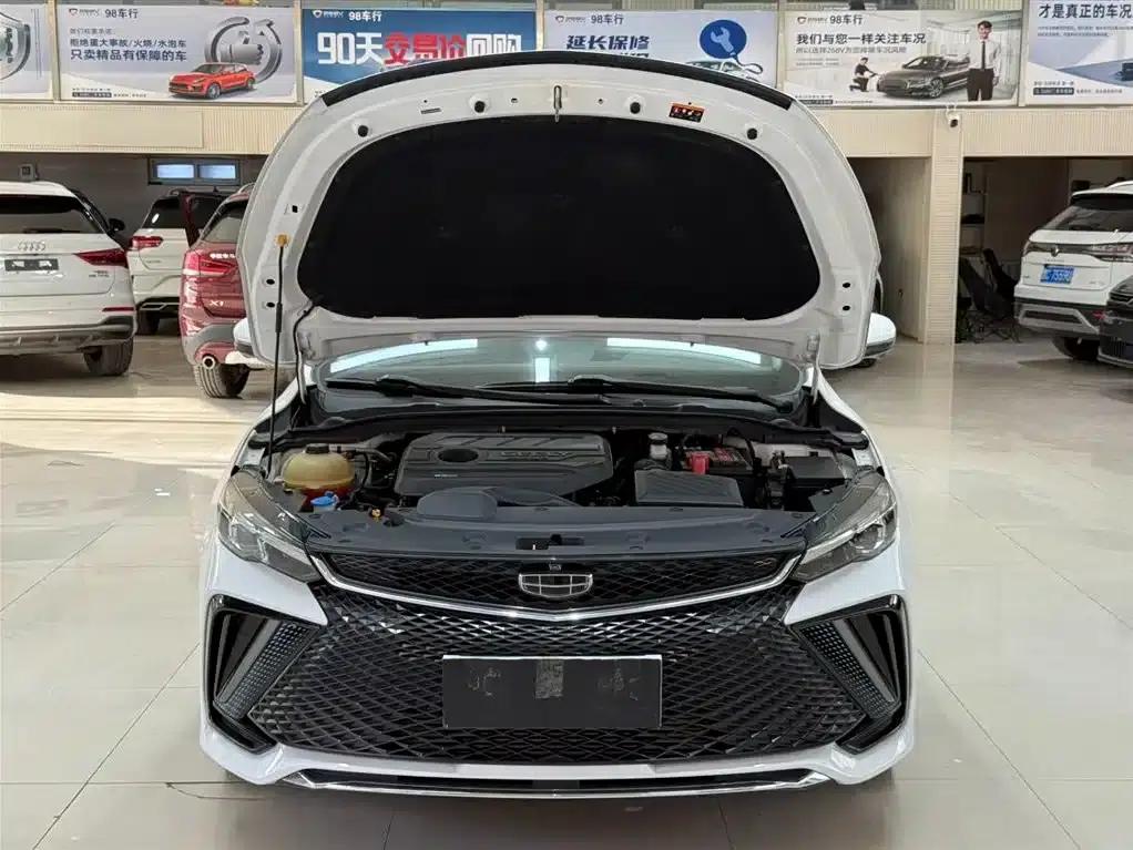 Geely Emgrand L 2022 1.4T CVT Supreme Edition — миниатюра 7