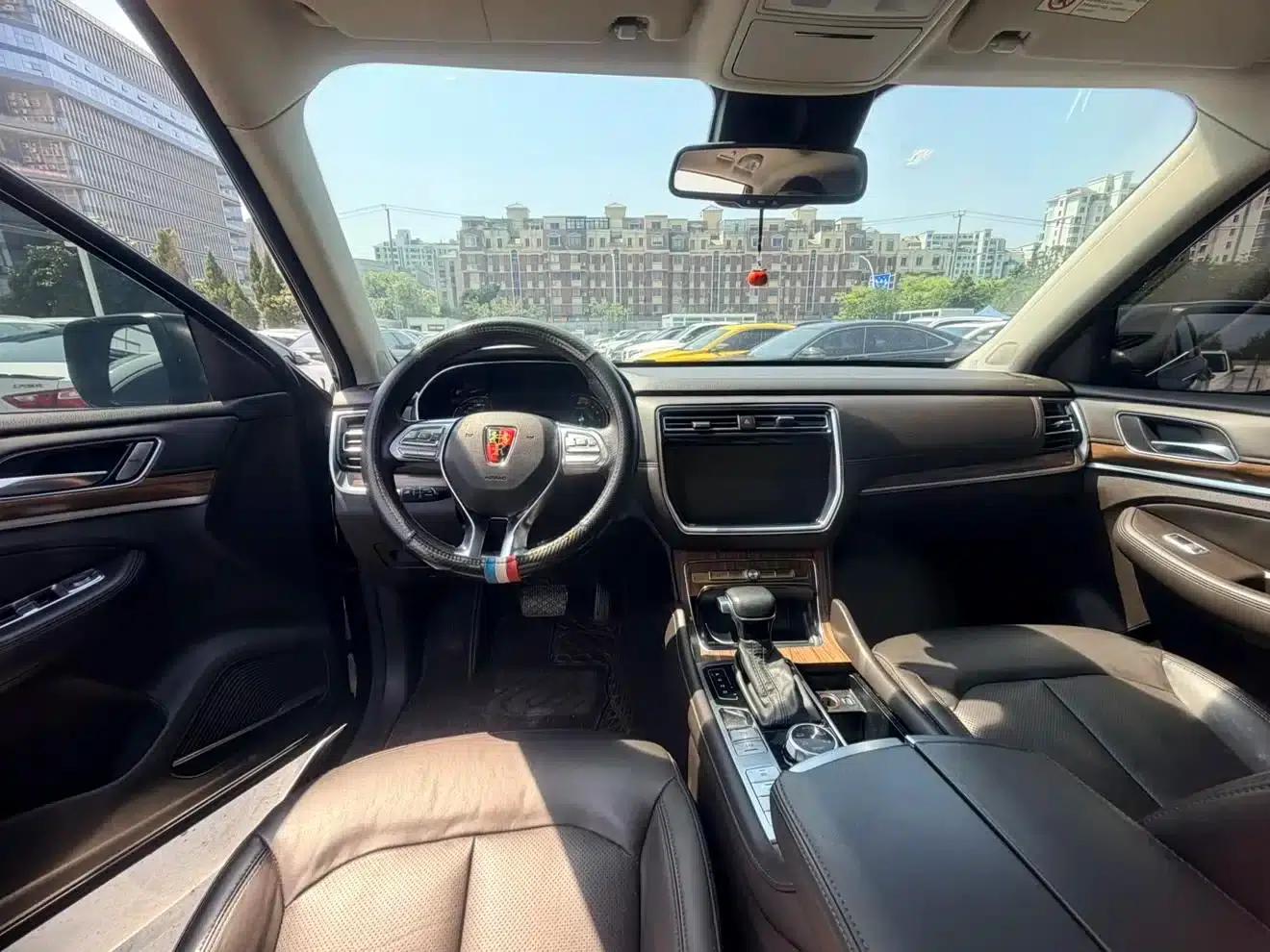 Roewe RX8 2018 30T Intelligent Internet Four-Wheel Drive Supreme Edition — миниатюра 11