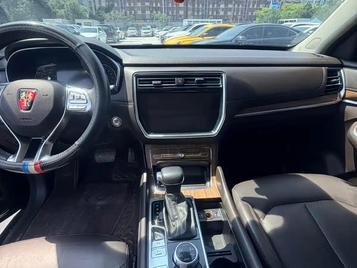 Roewe RX8 2018 30T Intelligent Internet Four-Wheel Drive Supreme Edition — миниатюра 12