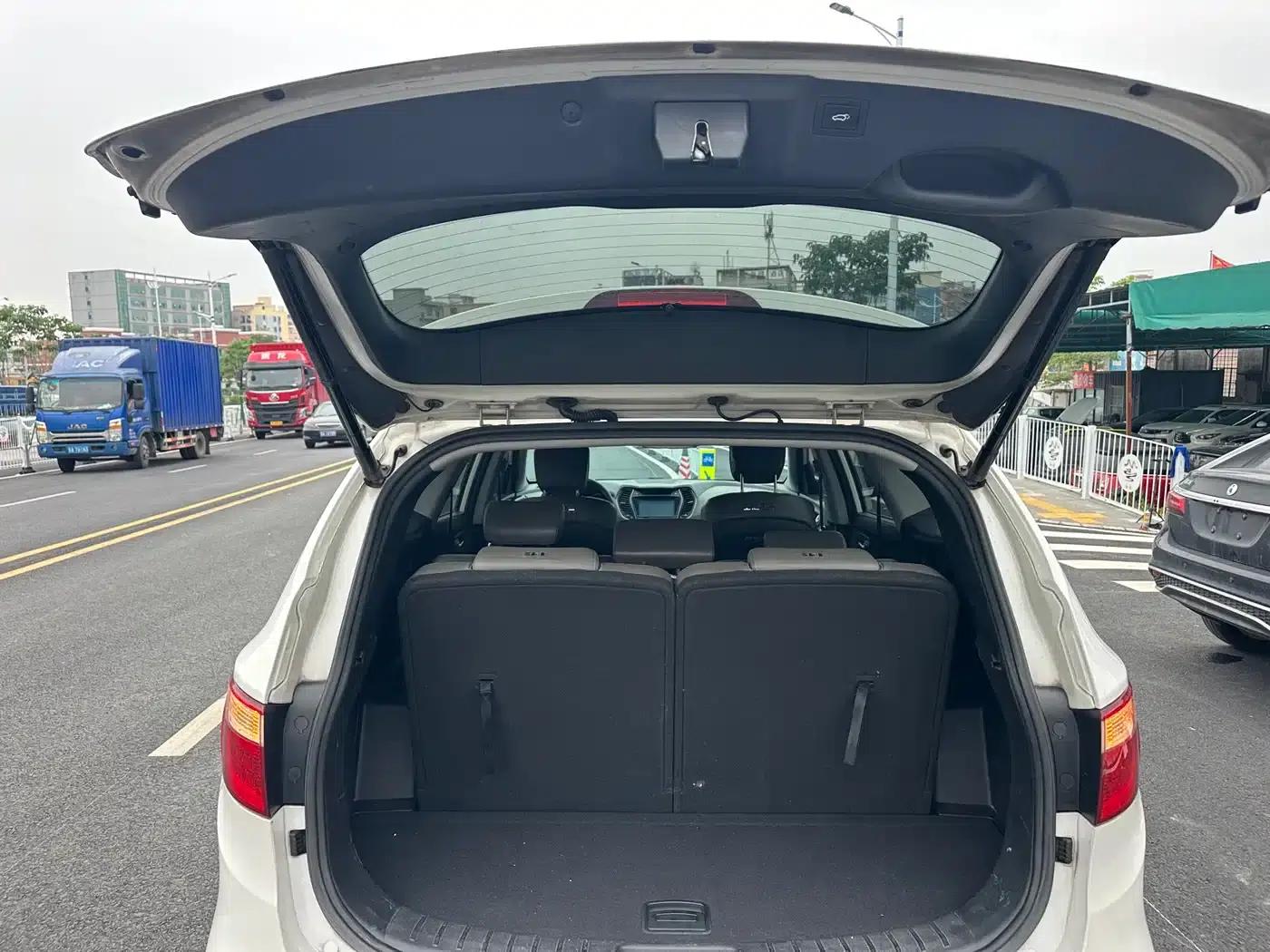 Geely Grand Hyatt 2013 2.2T 7-seater 4WD Comfort Edition — миниатюра 10