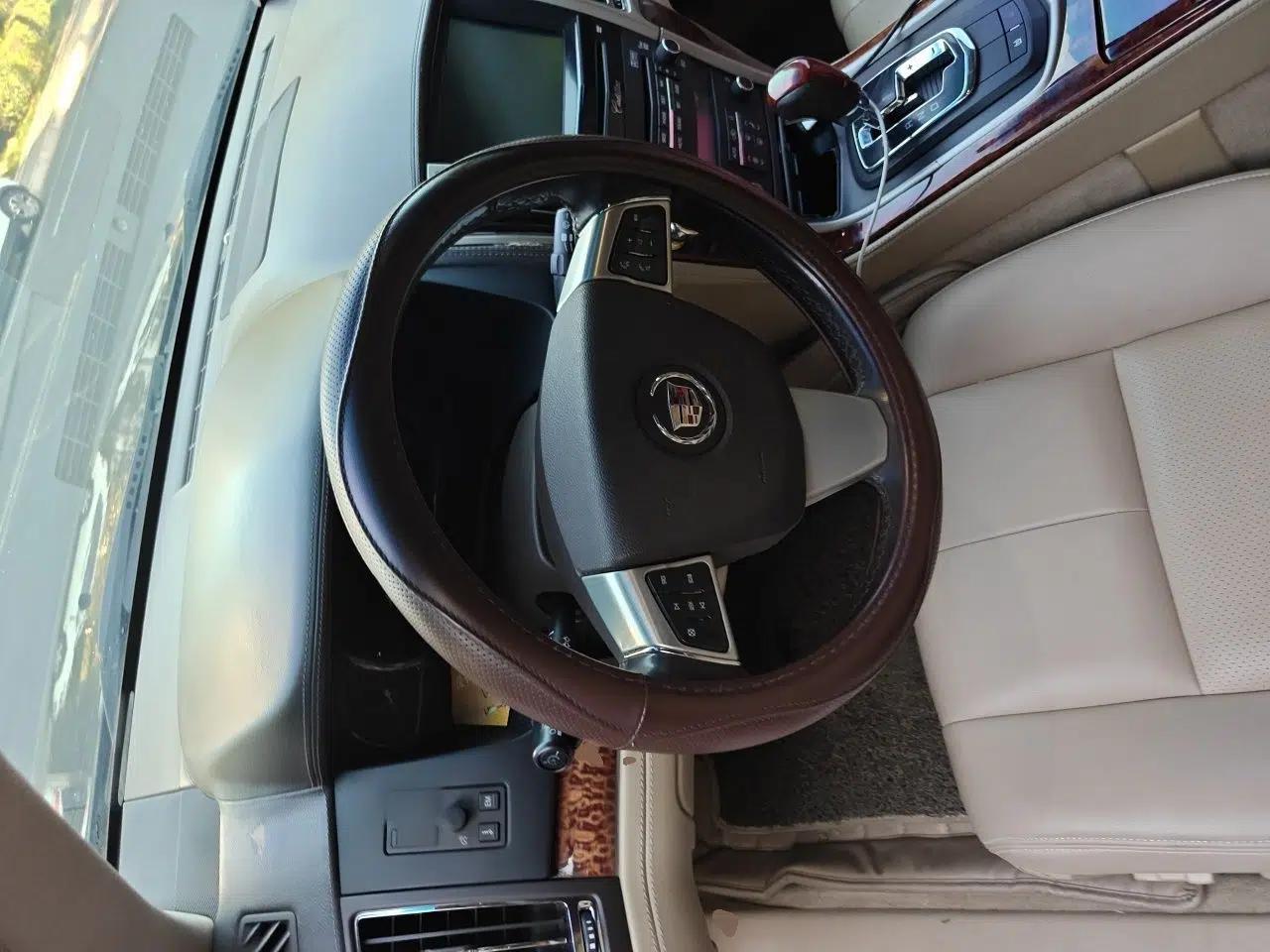 Cadillac SLS Seville 2010 3.0L Elite Edition — миниатюра 11