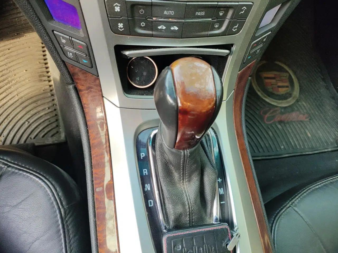 Cadillac CTS 2008 2.8L Luxury Sport Edition — миниатюра 15