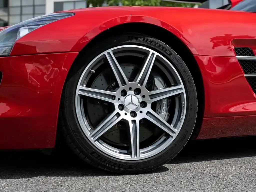 2011 Mercedes-Benz SLS AMG — миниатюра 8
