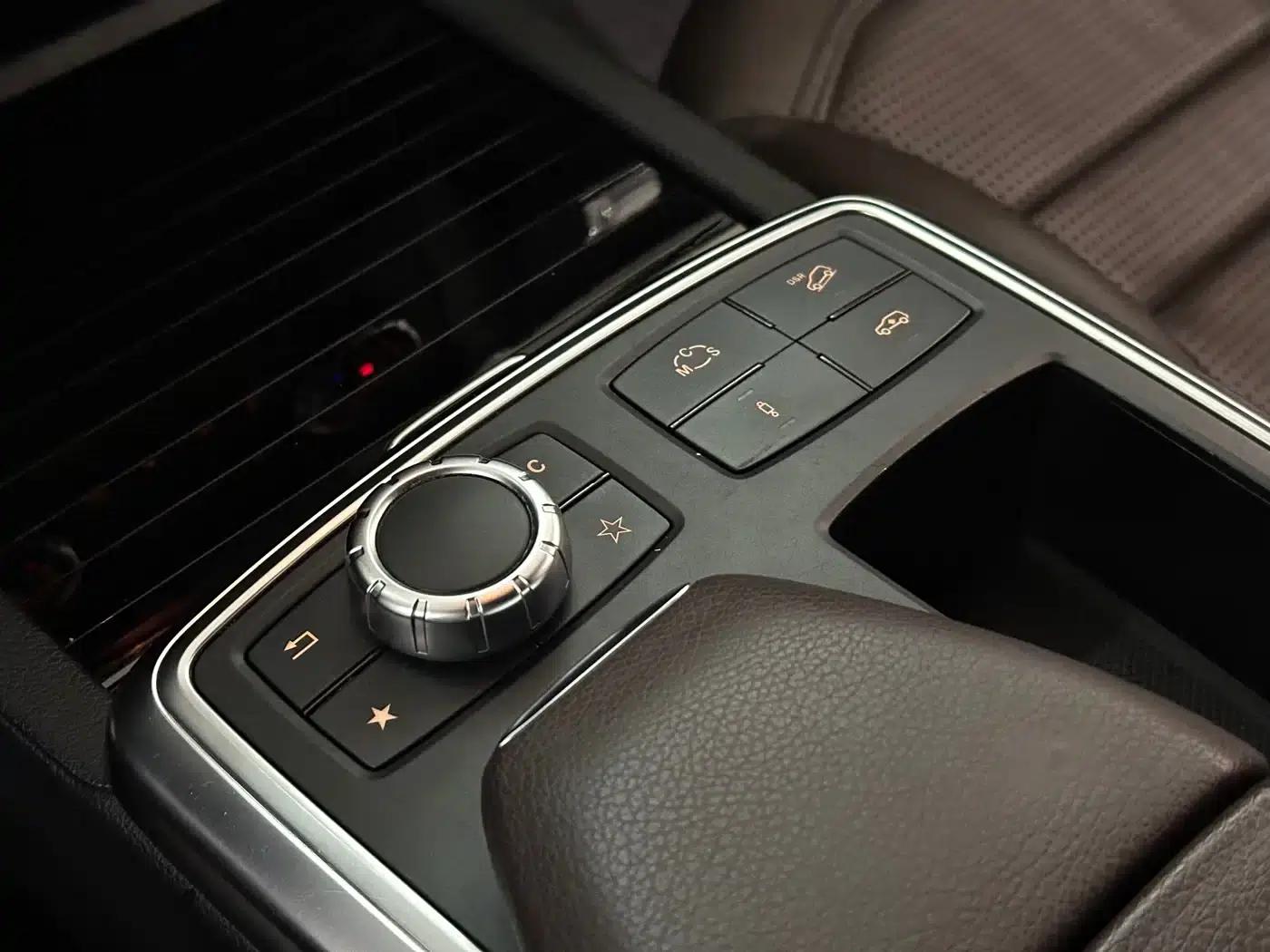 2014 Mercedes-Benz M-Class AMG ML 63 — миниатюра 14