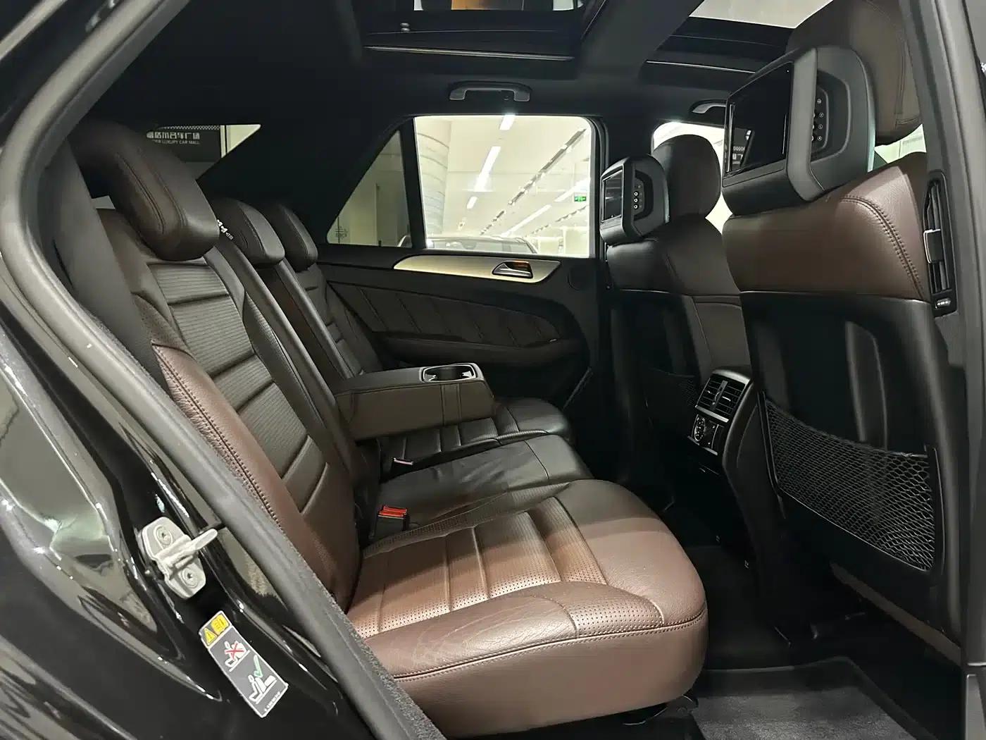 2014 Mercedes-Benz M-Class AMG ML 63 — миниатюра 15