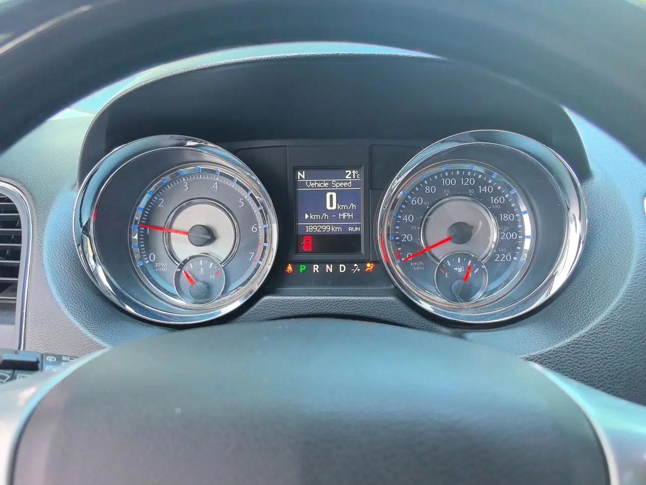 Chrysler Grand Voyager 2013 3.6L Luxury Edition — миниатюра 13