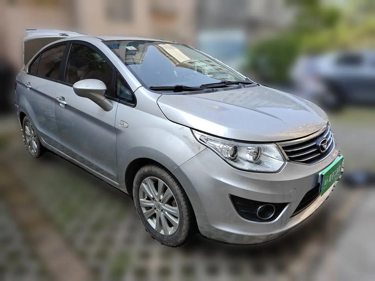 Cowin C3 2015 1.5L Manual Gold Diamond Edition — миниатюра 3