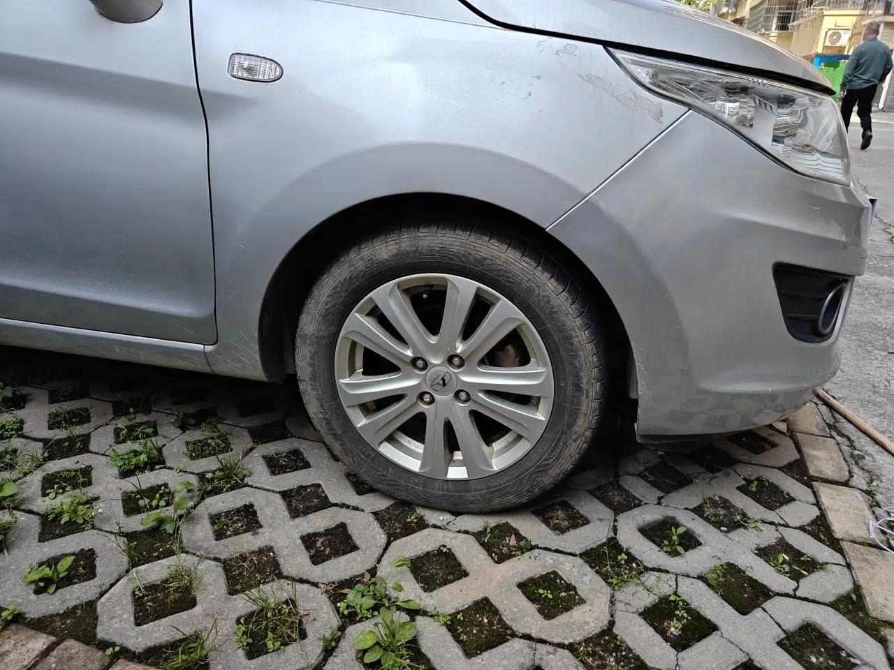 Cowin C3 2015 1.5L Manual Gold Diamond Edition — миниатюра 8