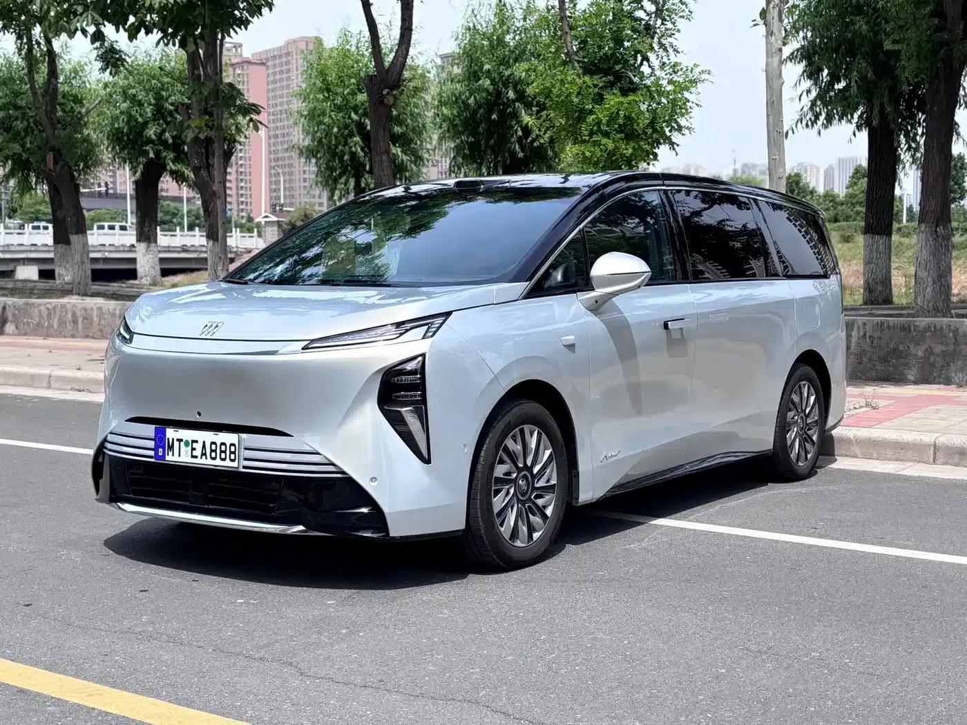 Buick Ultimate Family 2026 Luxury Edition — миниатюра 1