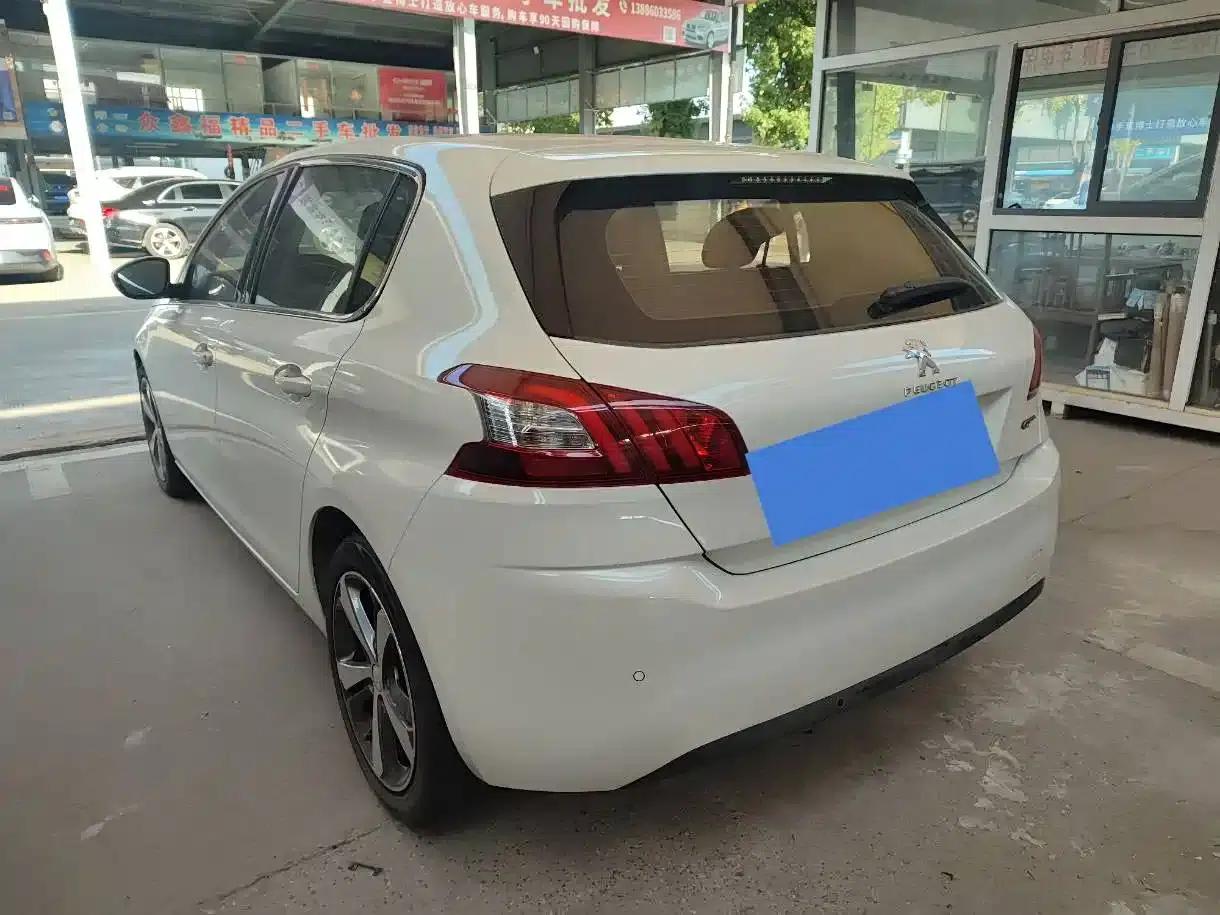Peugeot 308S 2015 1.6T Automatic Sporty Edition — миниатюра 13