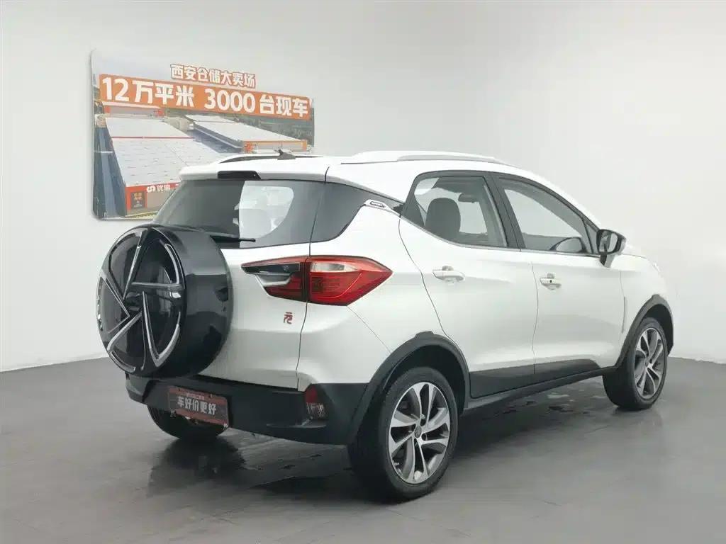 2016 Yuan 1.5L Manual Premium Model — миниатюра 2