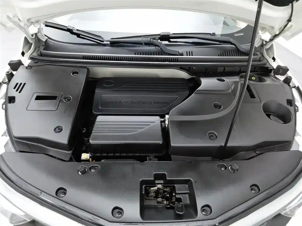 2016 Yuan 1.5L Manual Premium Model — миниатюра 6