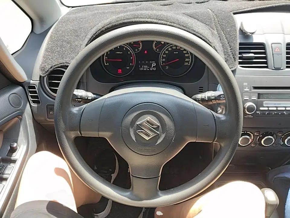 Suzuki SX4 2013 1.6L Automatic CoolRide Model — миниатюра 13
