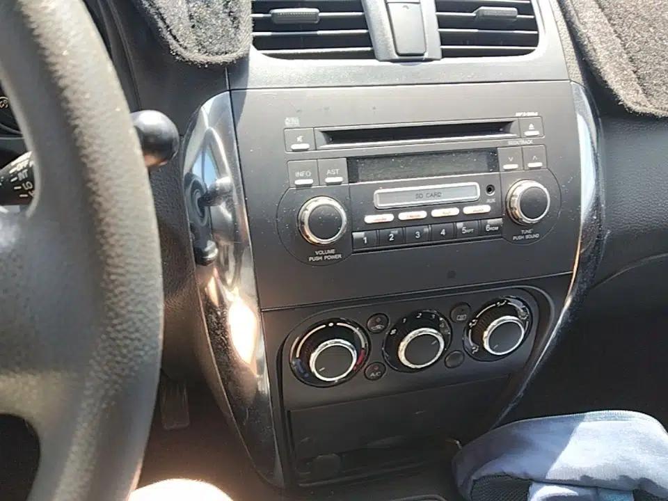 Suzuki SX4 2013 1.6L Automatic CoolRide Model — миниатюра 15