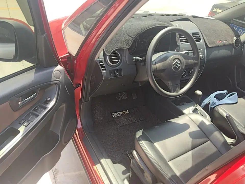 Suzuki SX4 2013 1.6L Automatic CoolRide Model — миниатюра 18