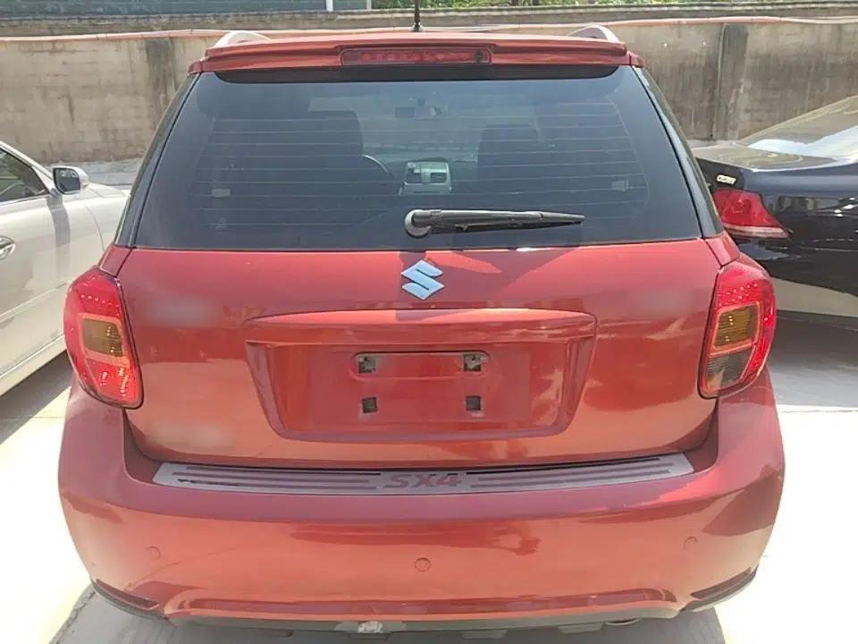 Suzuki SX4 2013 1.6L Automatic CoolRide Model — миниатюра 3