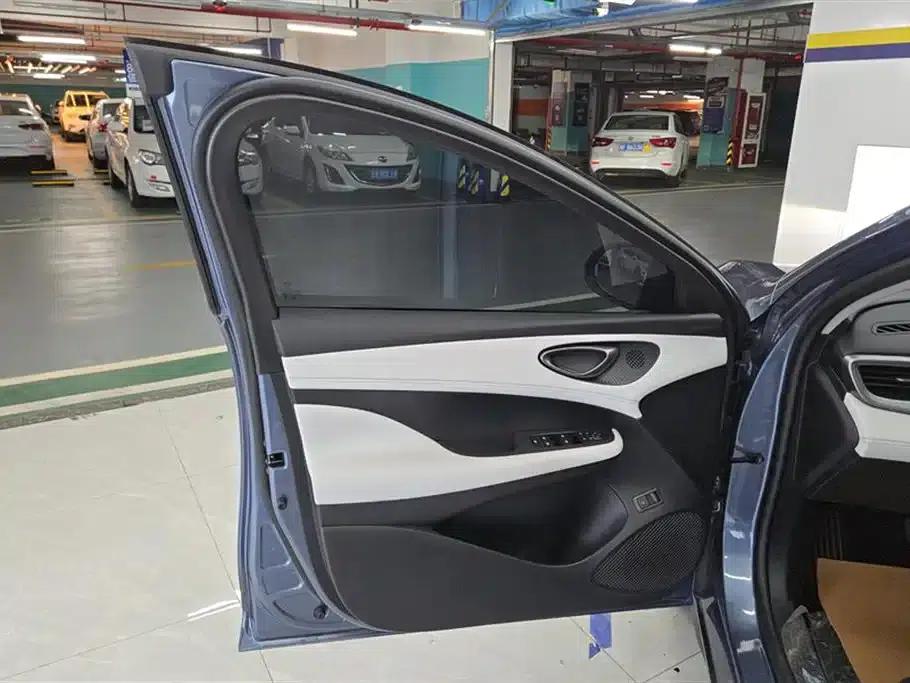 Seal 05 DM-i 2025 DM-i Intelligent Driving Edition 55KM Luxury Model — миниатюра 7
