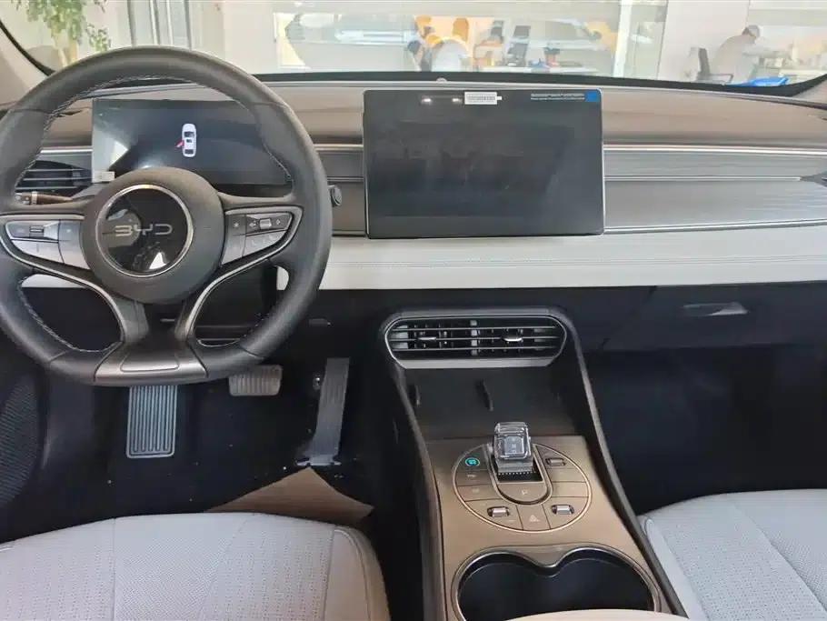 Seal 05 DM-i 2025 DM-i Intelligent Driving Edition 120KM Flagship Model — миниатюра 12