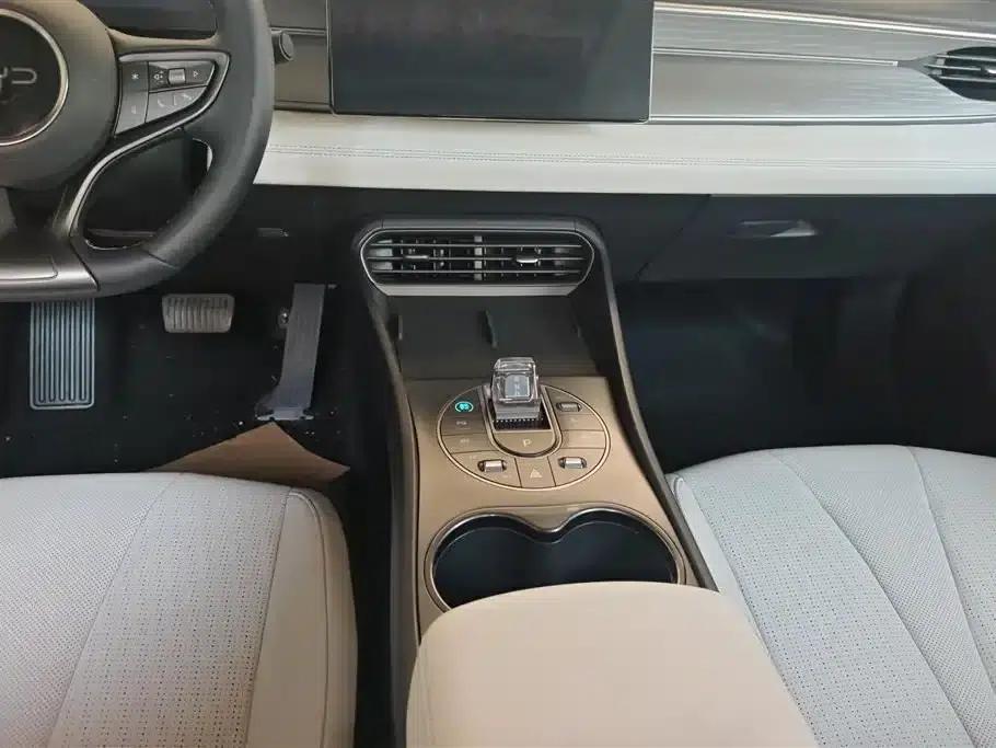 Seal 05 DM-i 2025 DM-i Intelligent Driving Edition 120KM Flagship Model — миниатюра 16