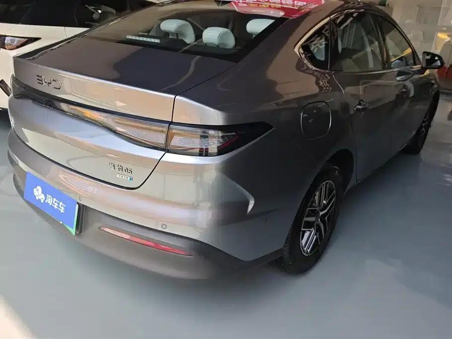 Seal 05 DM-i 2025 DM-i Intelligent Driving Edition 120KM Flagship Model — миниатюра 3