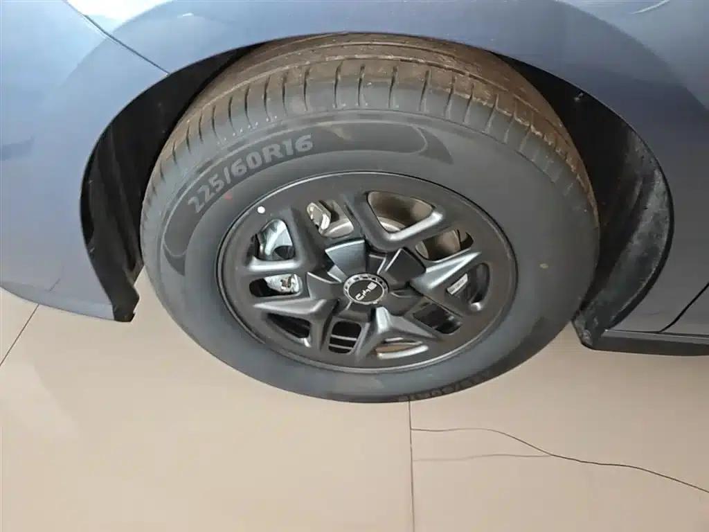 Seal 05 DM-i 2025 DM-i Intelligent Driving Edition 55KM Luxury Model — миниатюра 23
