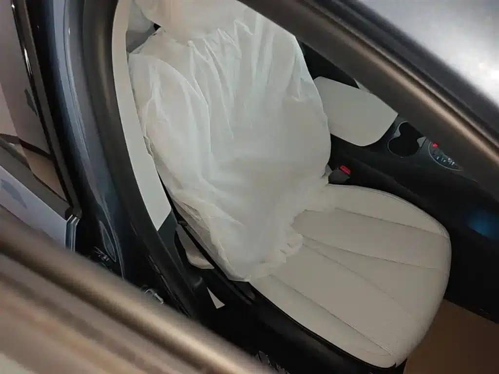 Seal 05 DM-i 2025 DM-i Intelligent Driving Edition 55KM Luxury Model — миниатюра 25
