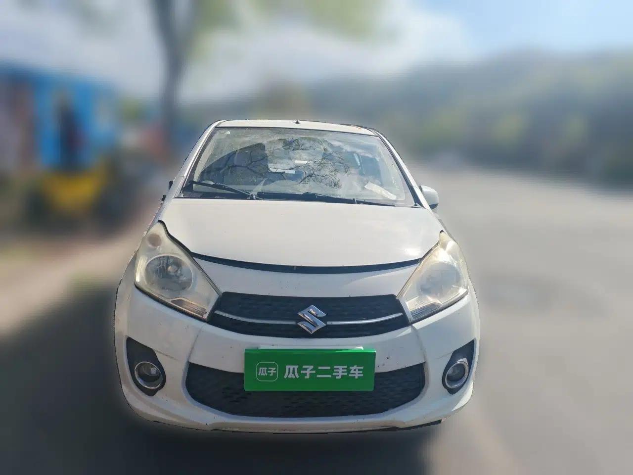 Suzuki Alto 2013 1.0L Manual Luxury Model — миниатюра 2