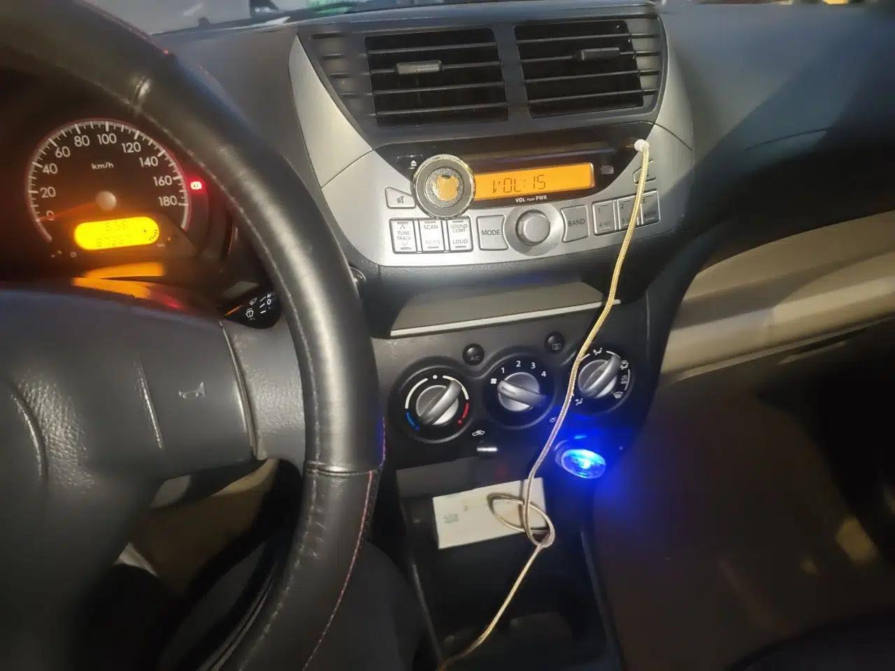 Suzuki Alto 2009 1.0L Manual Deluxe Edition — миниатюра 14