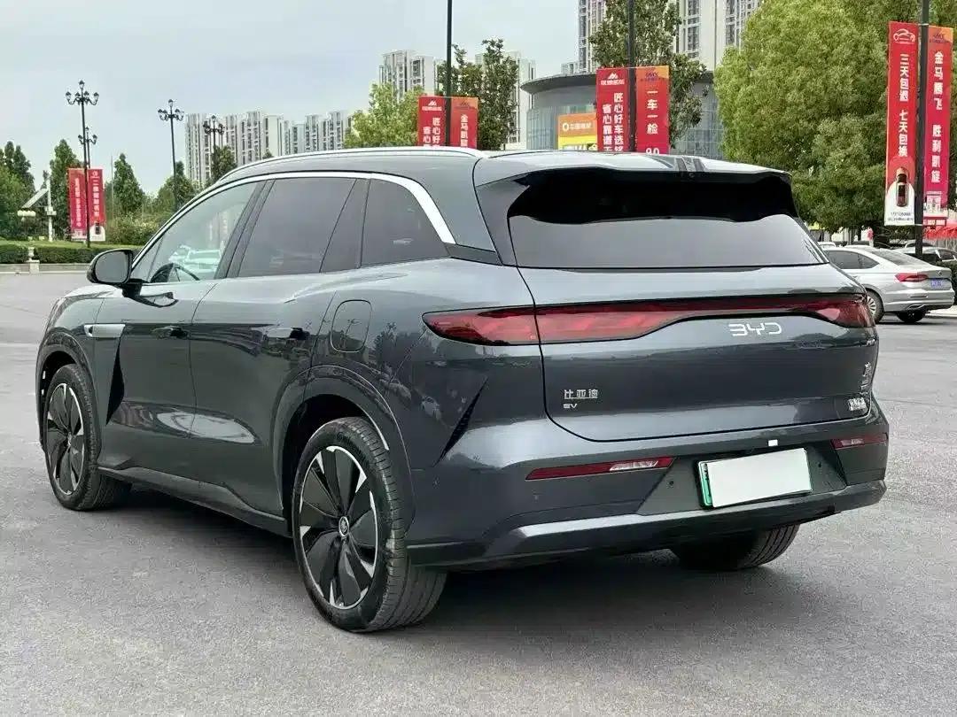Tang L 2025 EV 600KM Four-Wheel Drive LiDAR Flagship Edition — миниатюра 9