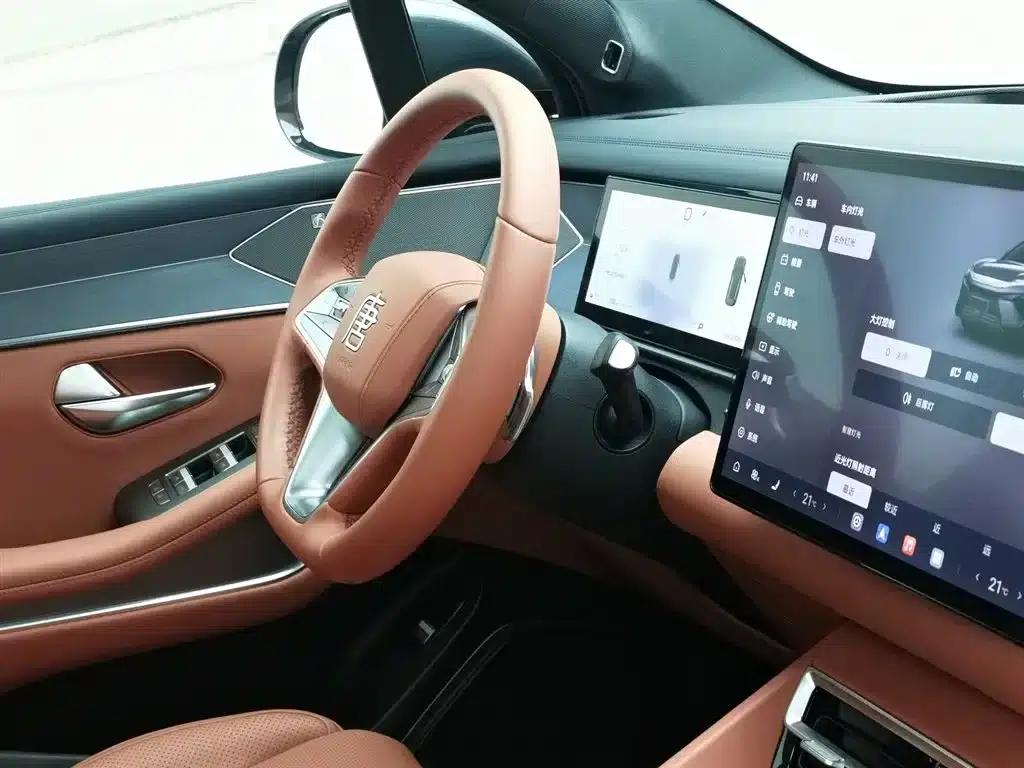 Tang L 2025 EV 600KM Four-Wheel Drive LiDAR Flagship Edition — миниатюра 22
