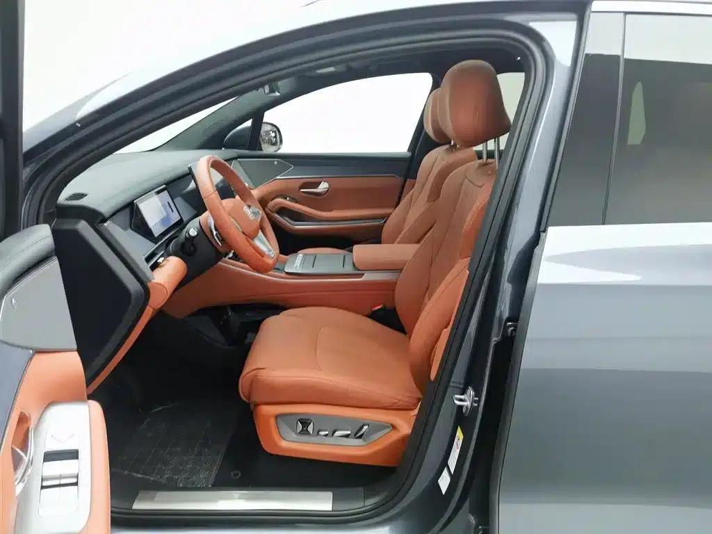 Tang L 2025 EV 600KM Four-Wheel Drive LiDAR Flagship Edition — миниатюра 10