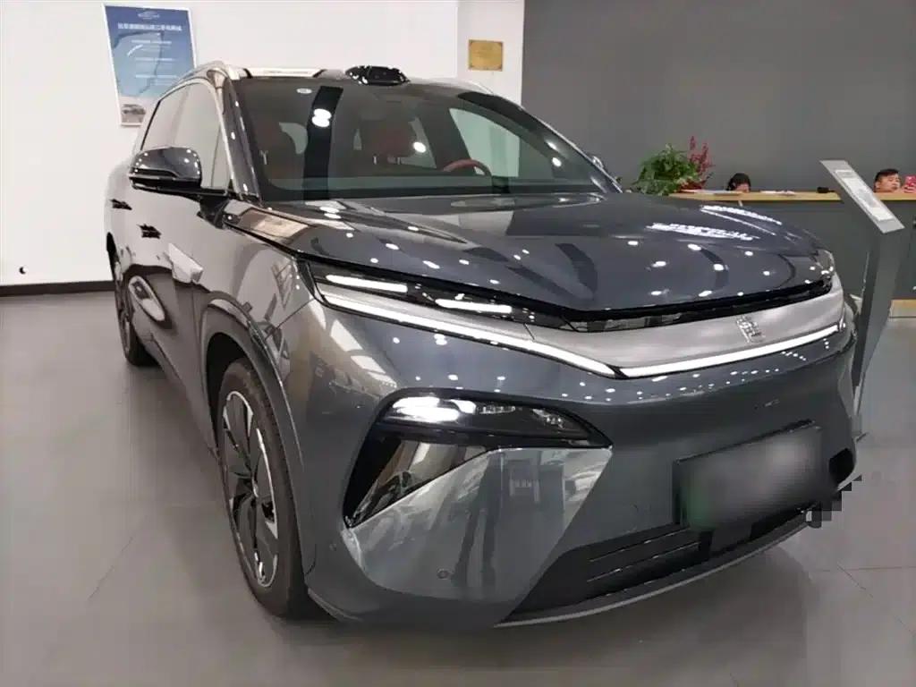 Tang L 2025 EV 600KM Four-Wheel Drive LiDAR Flagship Edition — миниатюра 4