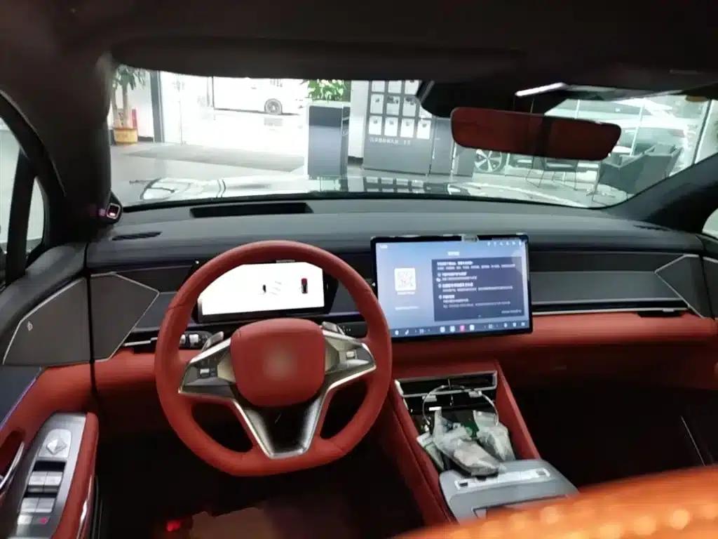 Tang L 2025 EV 600KM Four-Wheel Drive LiDAR Flagship Edition — миниатюра 10