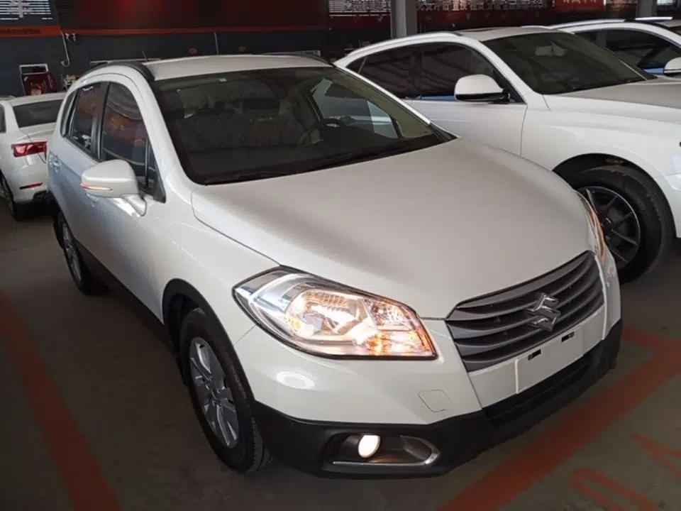 Suzuki S-Cross 2014 1.6L Manual Two-Wheel Drive Entry Model — миниатюра 3