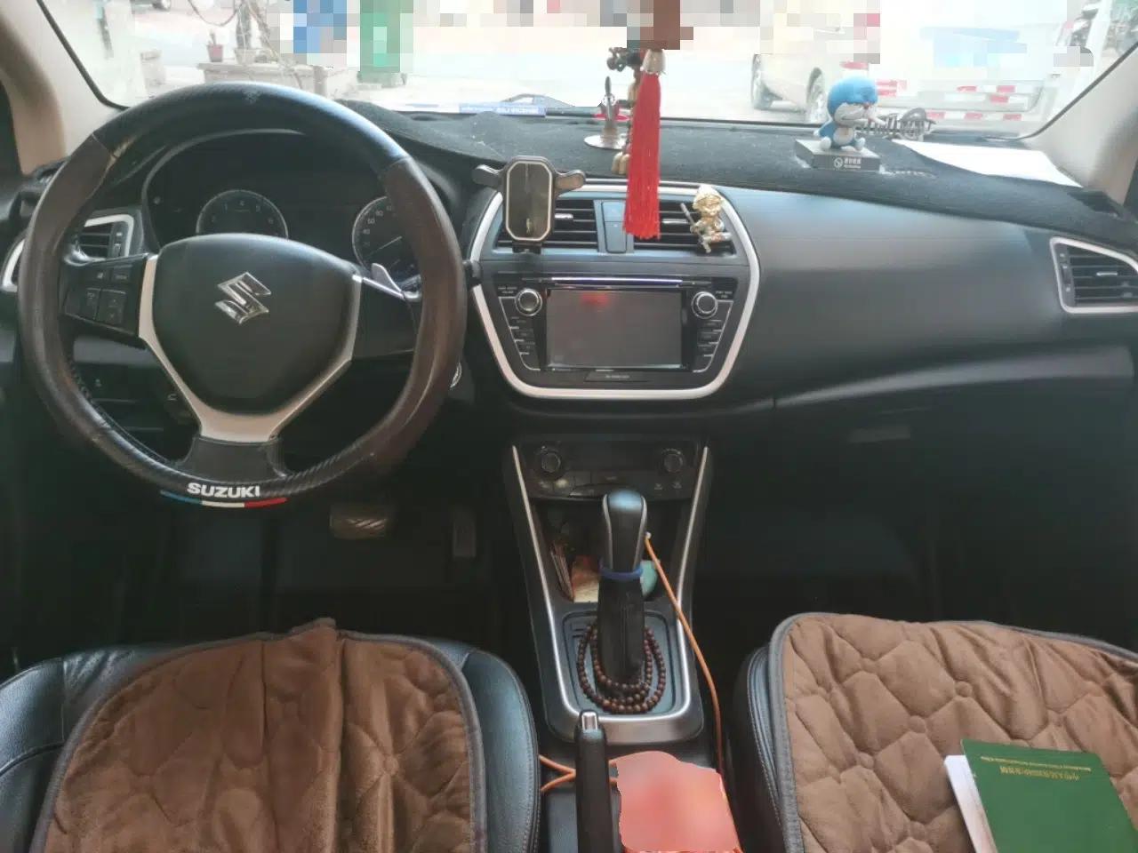 Suzuki S-Cross 2015 1.6L CVT Two-Wheel Drive Elite Version — миниатюра 10