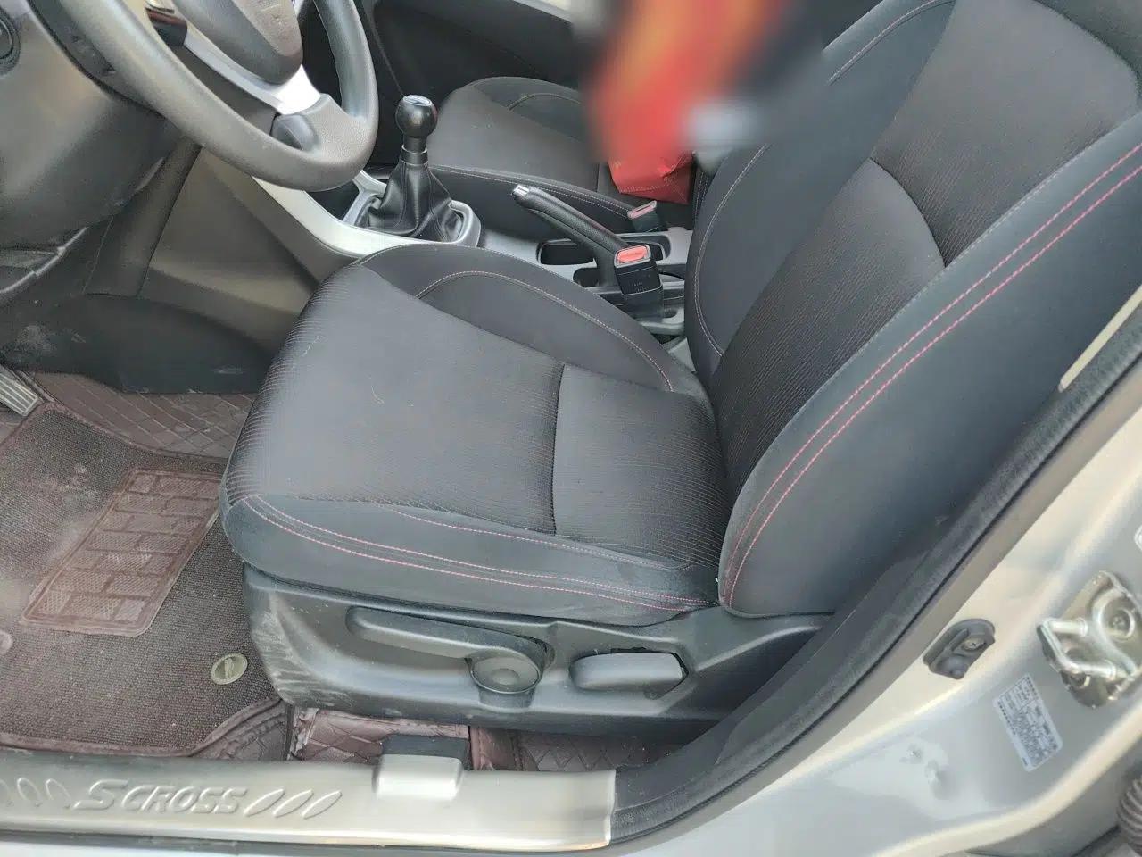 Suzuki S-Cross 2014 1.6L Manual Two-Wheel Drive Entry Model — миниатюра 16