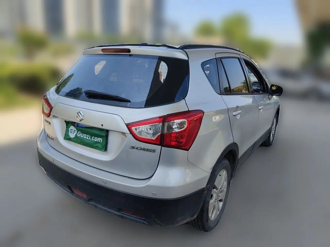 Suzuki S-Cross 2014 1.6L Manual Two-Wheel Drive Entry Model — миниатюра 6