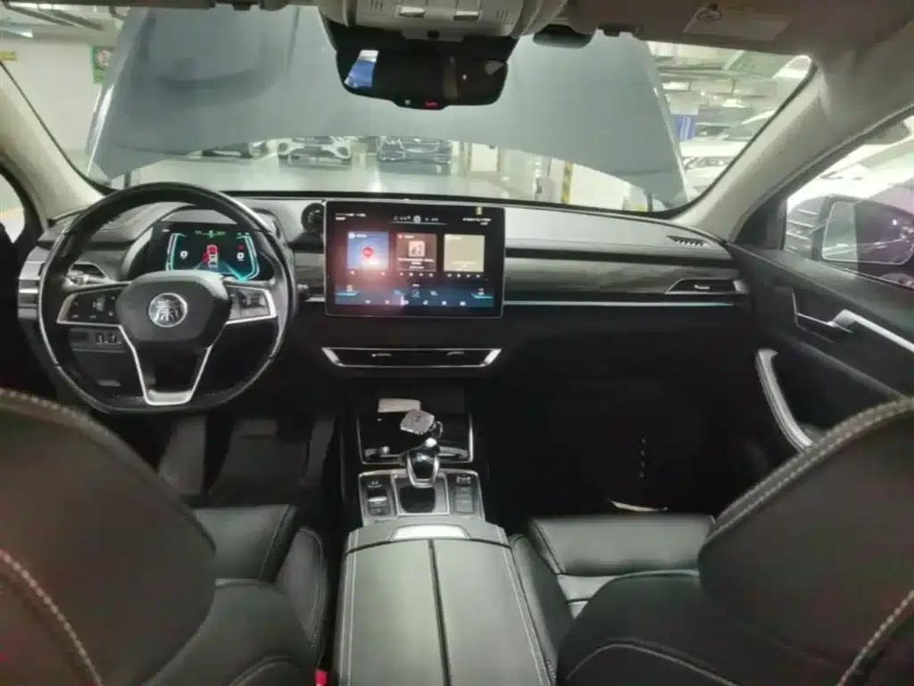Qin Pro New Energy 2019 EV Super Edition High-Power Intelligent Connectivity Leading Model — миниатюра 13