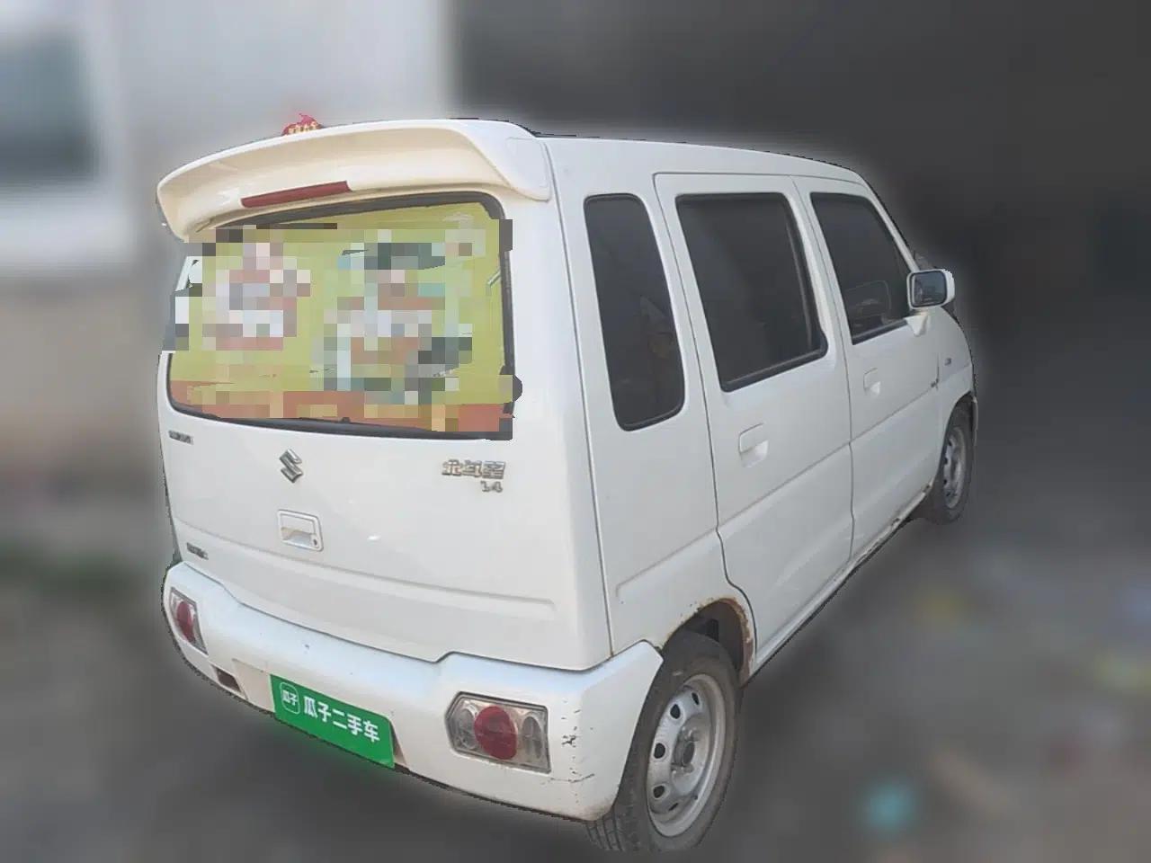 Suzuki Wagon R 2016 1.4L Manual Value Model — миниатюра 6
