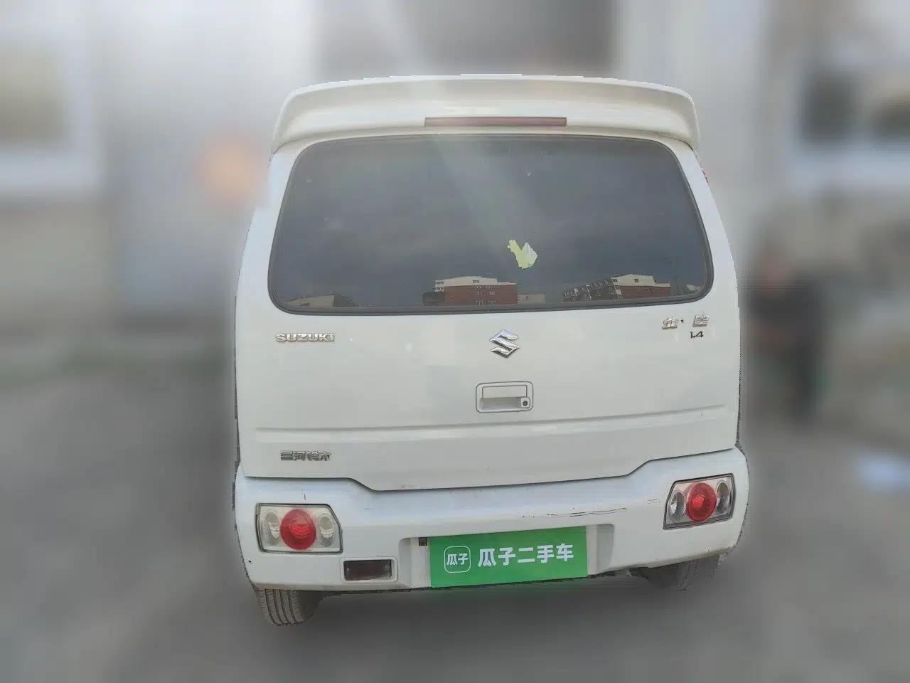 Suzuki Wagon R 2016 1.4L Manual Value Model — миниатюра 5