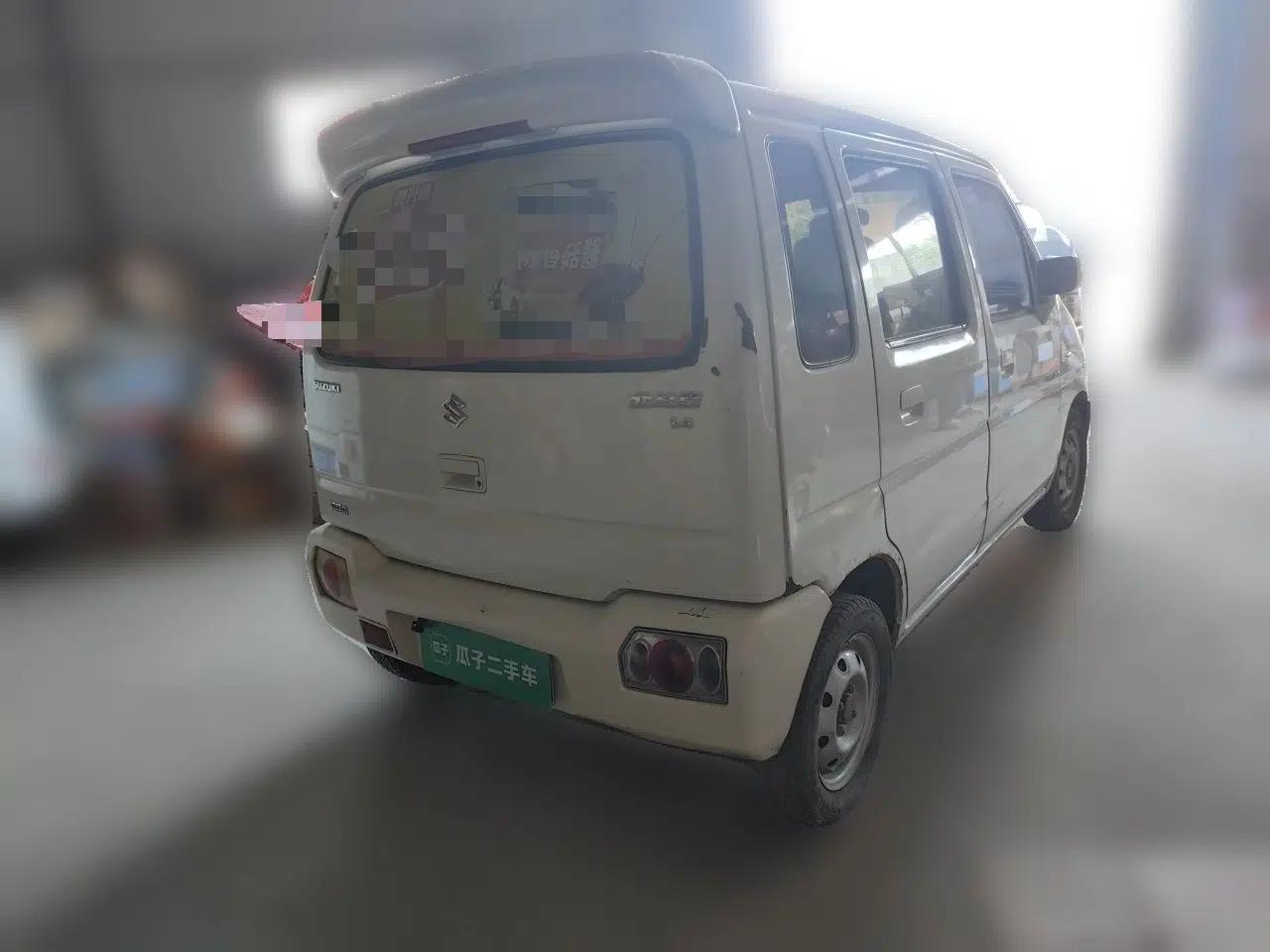 Suzuki Wagon R 2016 1.4L Manual Value Model — миниатюра 6