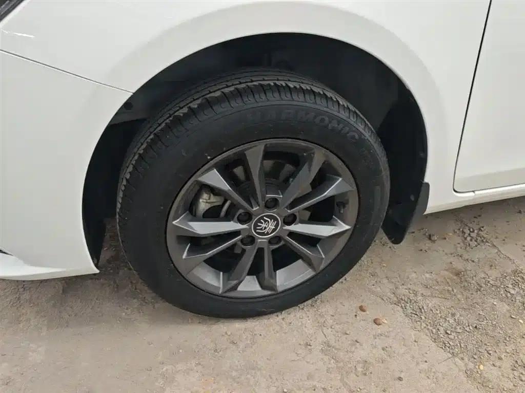 Qin 2019 1.5L Automatic Premium Edition — миниатюра 23