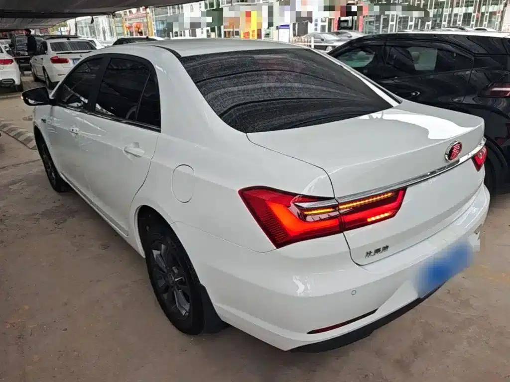 Qin 2019 1.5L Automatic Premium Edition — миниатюра 5