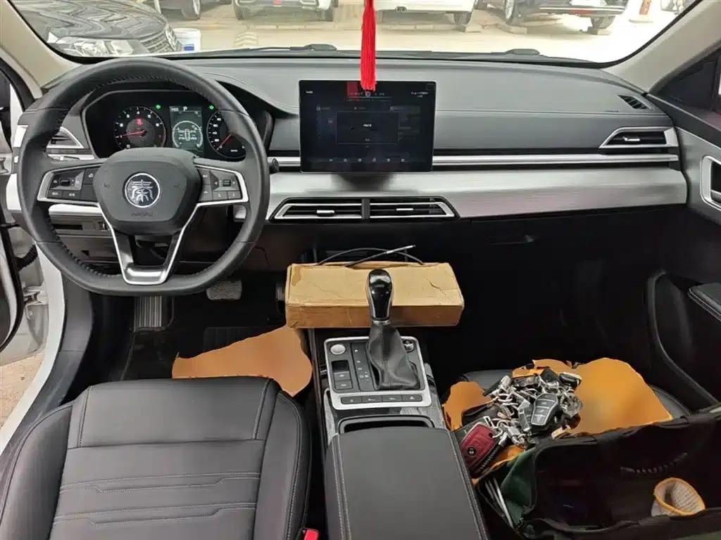 Qin 2019 1.5L Automatic Premium Edition — миниатюра 10