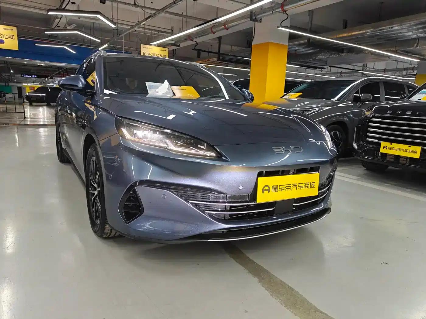 Seal 06 DM-i Touring Edition 2025 DM-i 80KM Premium — миниатюра 2