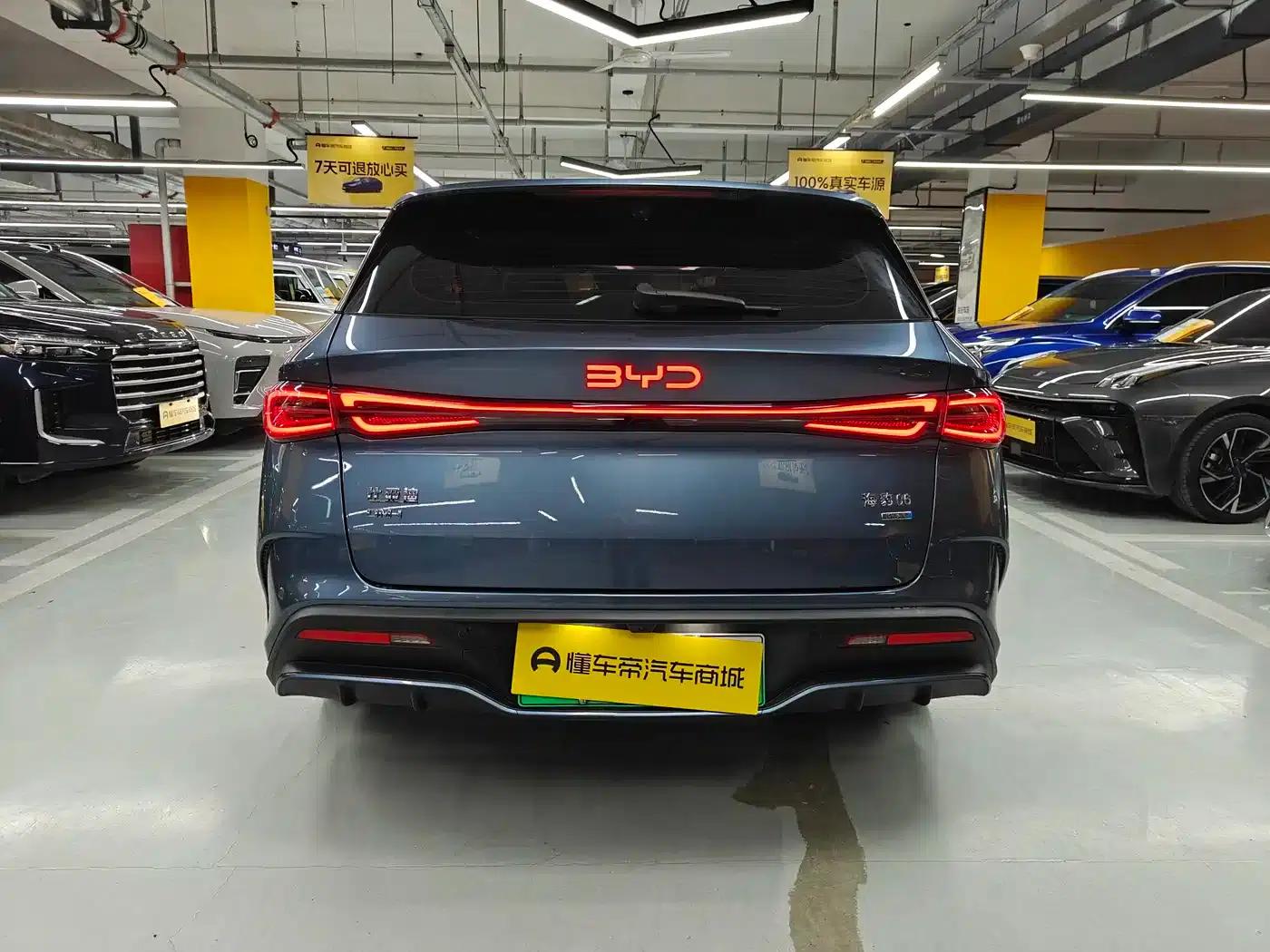 Seal 06 DM-i Touring Edition 2025 DM-i 80KM Premium — миниатюра 6