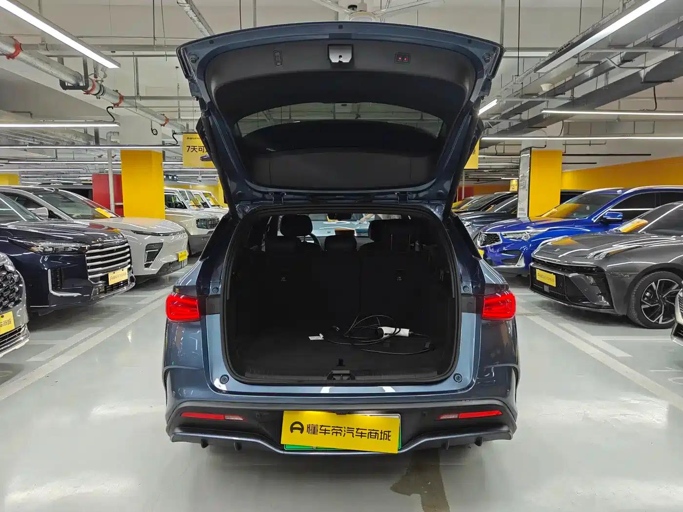 Seal 06 DM-i Touring Edition 2025 DM-i 80KM Premium — миниатюра 9