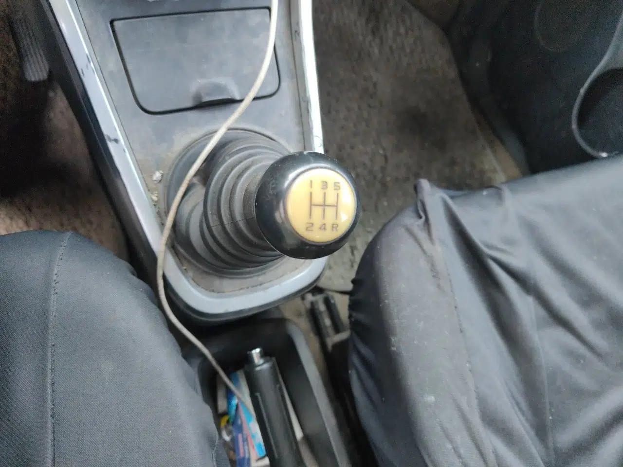Suzuki Wagon R X5 2013 Facelift 1.4L Luxury Edition — миниатюра 15