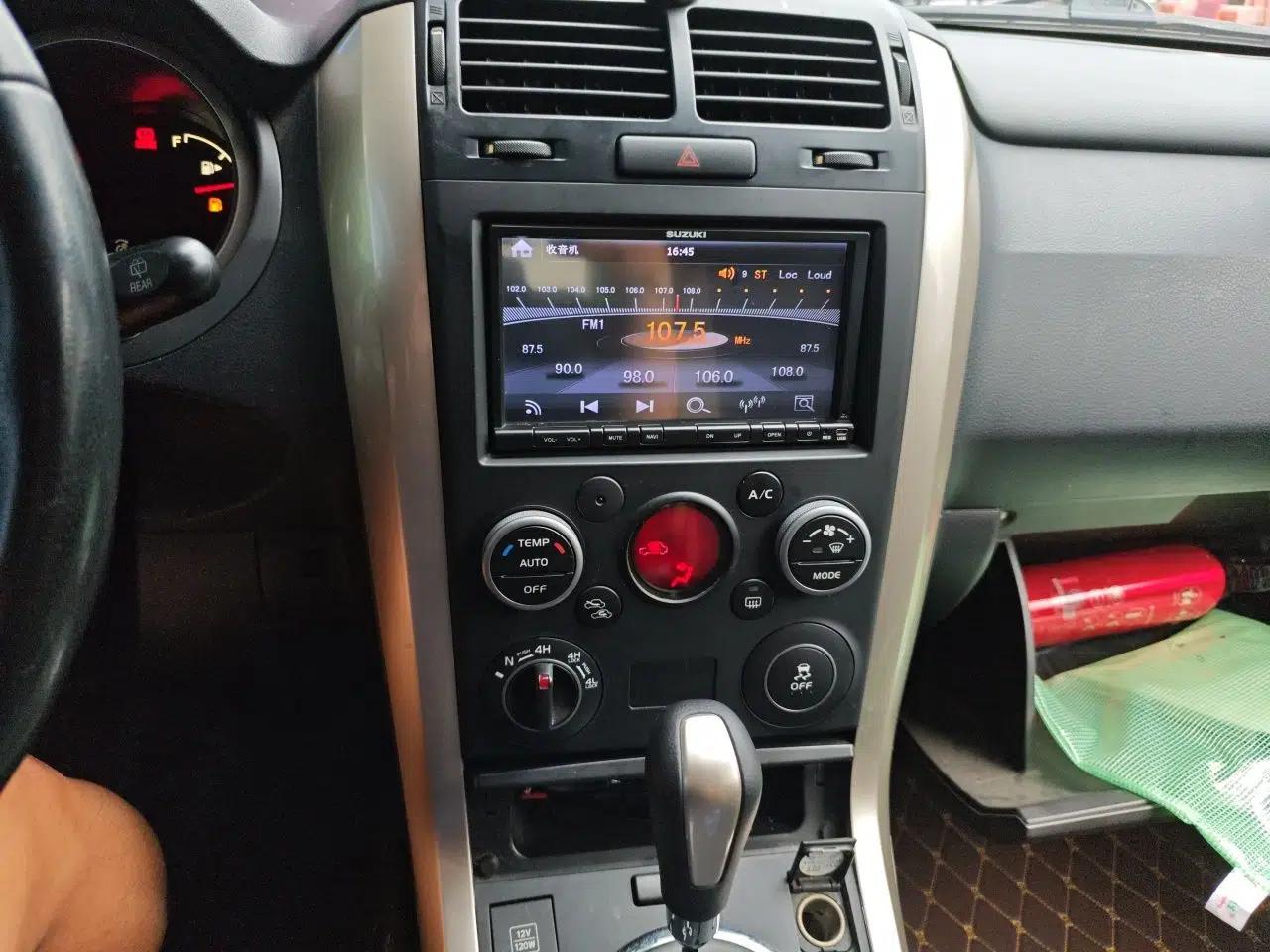 Suzuki Grand Vitara 2011 2.4 AT JLX-EL 5-Door Version — миниатюра 14