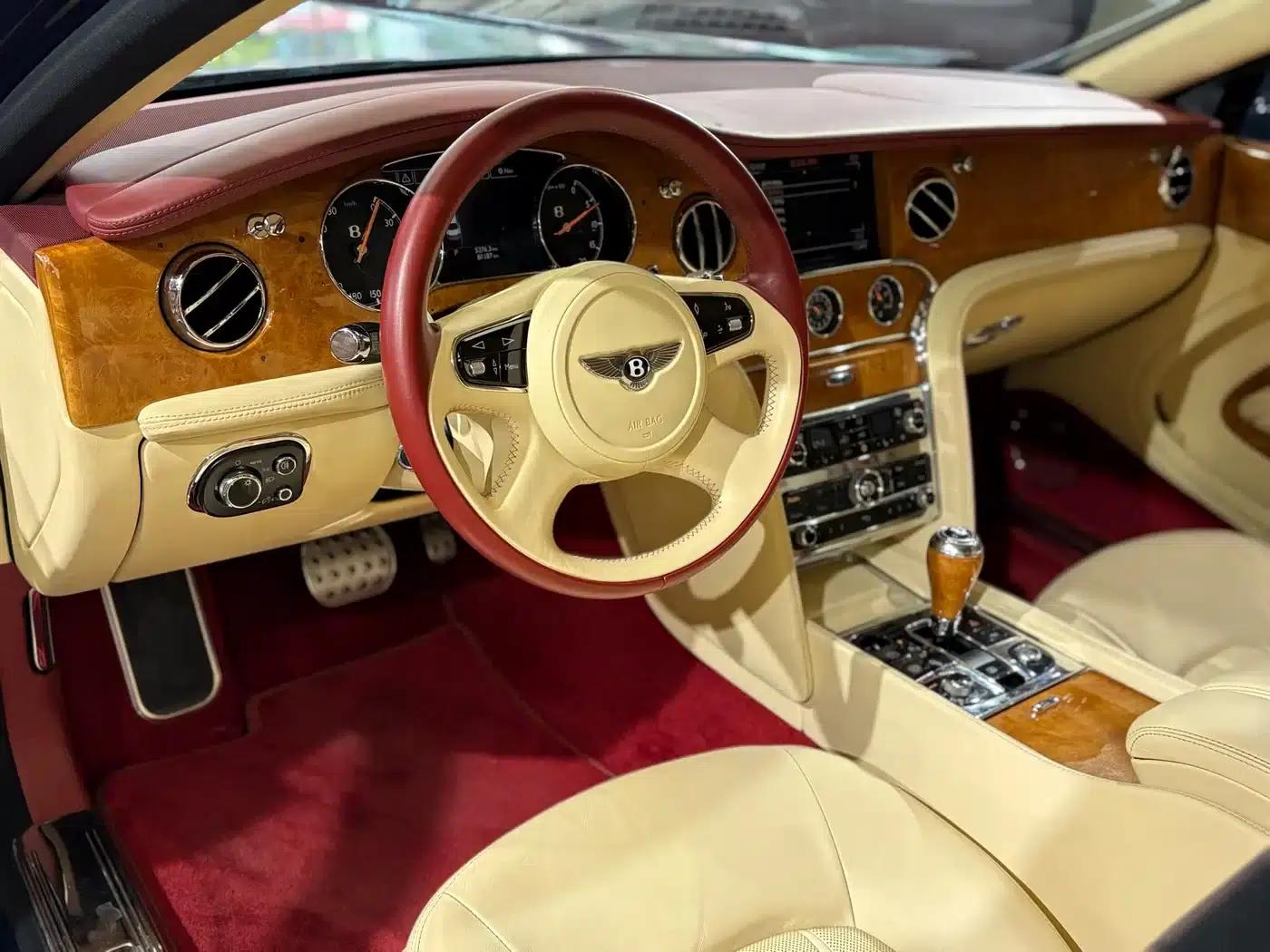 2013 Mulsanne 6.8T Mulliner Special Edition — миниатюра 12